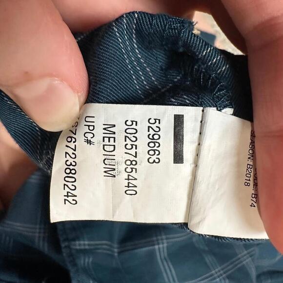 Van Heusen Shirt Button Up Long Sleeve‎ Mens Medium 15-15 1/2  Blue - Picture 6 of 7